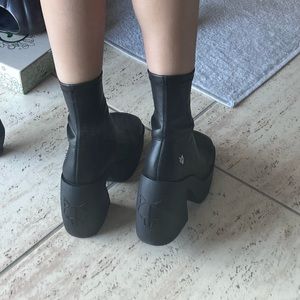 Naked Wolfe Elivate Black Stretch women boots size 8